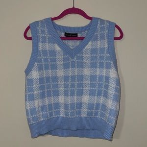 BRAND NEW Baby Blue sweater vest, size L-XL